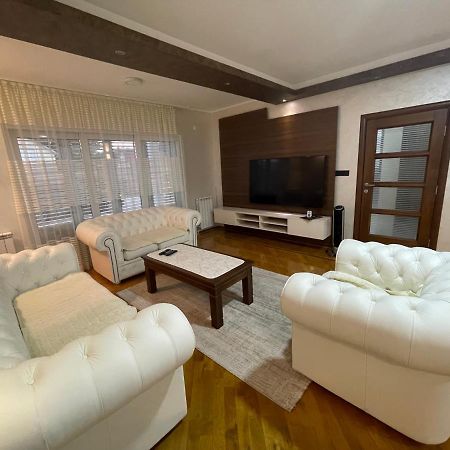 Hotel Royal Garden Nikšić Zewnętrze zdjęcie