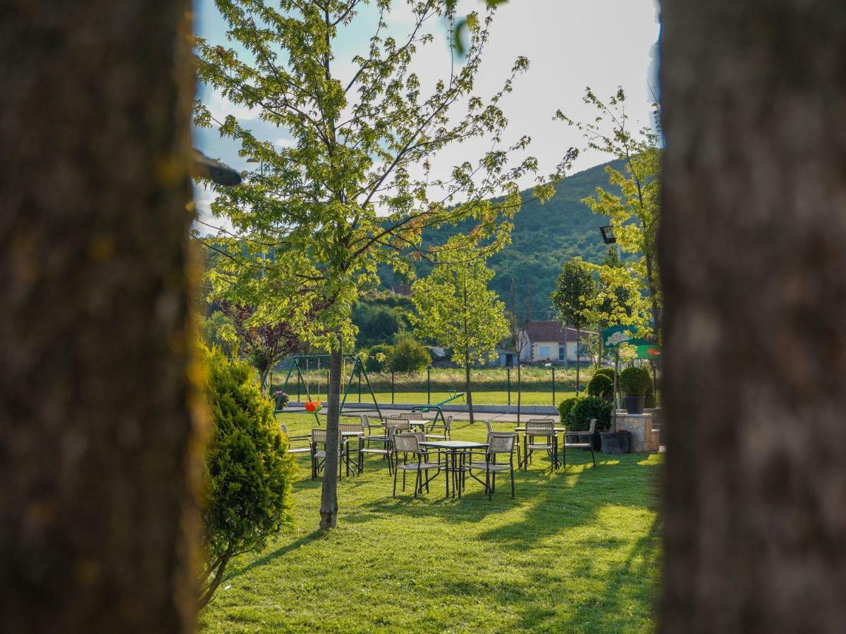 Hotel Royal Garden Nikšić Zewnętrze zdjęcie
